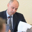 Денис Паслер потребовал оперативно решить проблемы с ремонтом учебных заведений региона - Polevskoy24.Ru